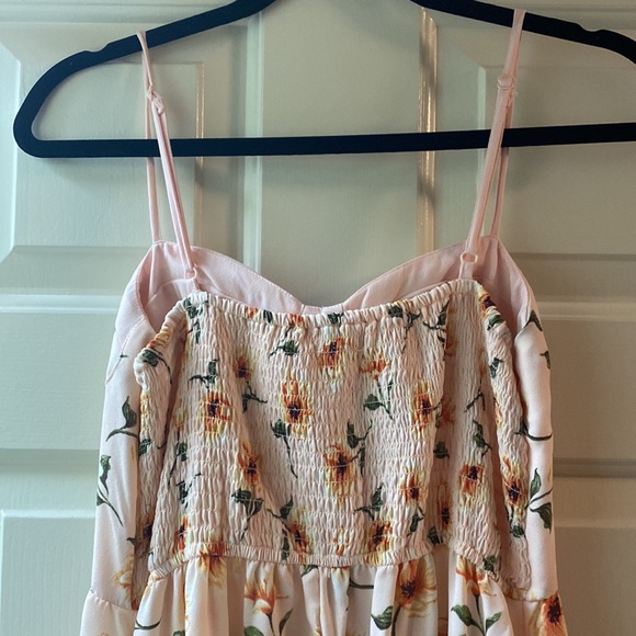 -Pink floral high- low dress - Picture 6 of 8